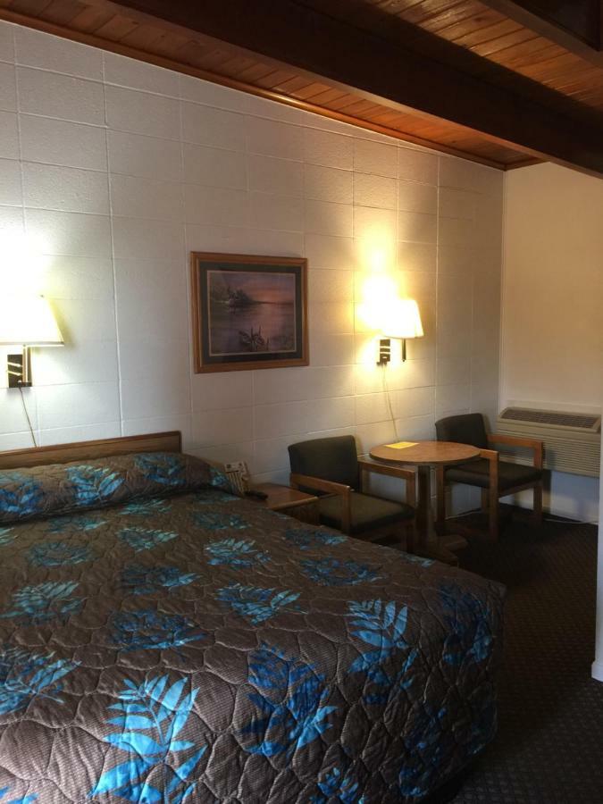 Lazy U Motel ラピッドシティ エクステリア 写真